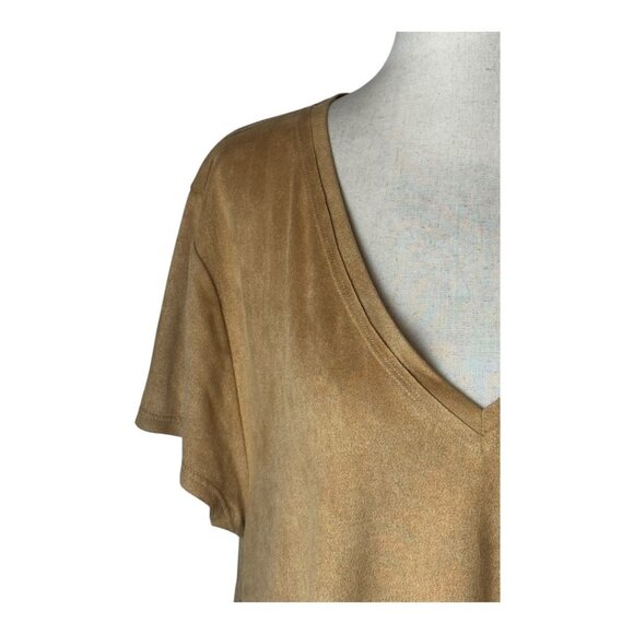 Dylan Shirt Women Medium Tan Golden Brown Short Sleeve Faux Suede Tee NWT Preppy - Picture 6 of 10